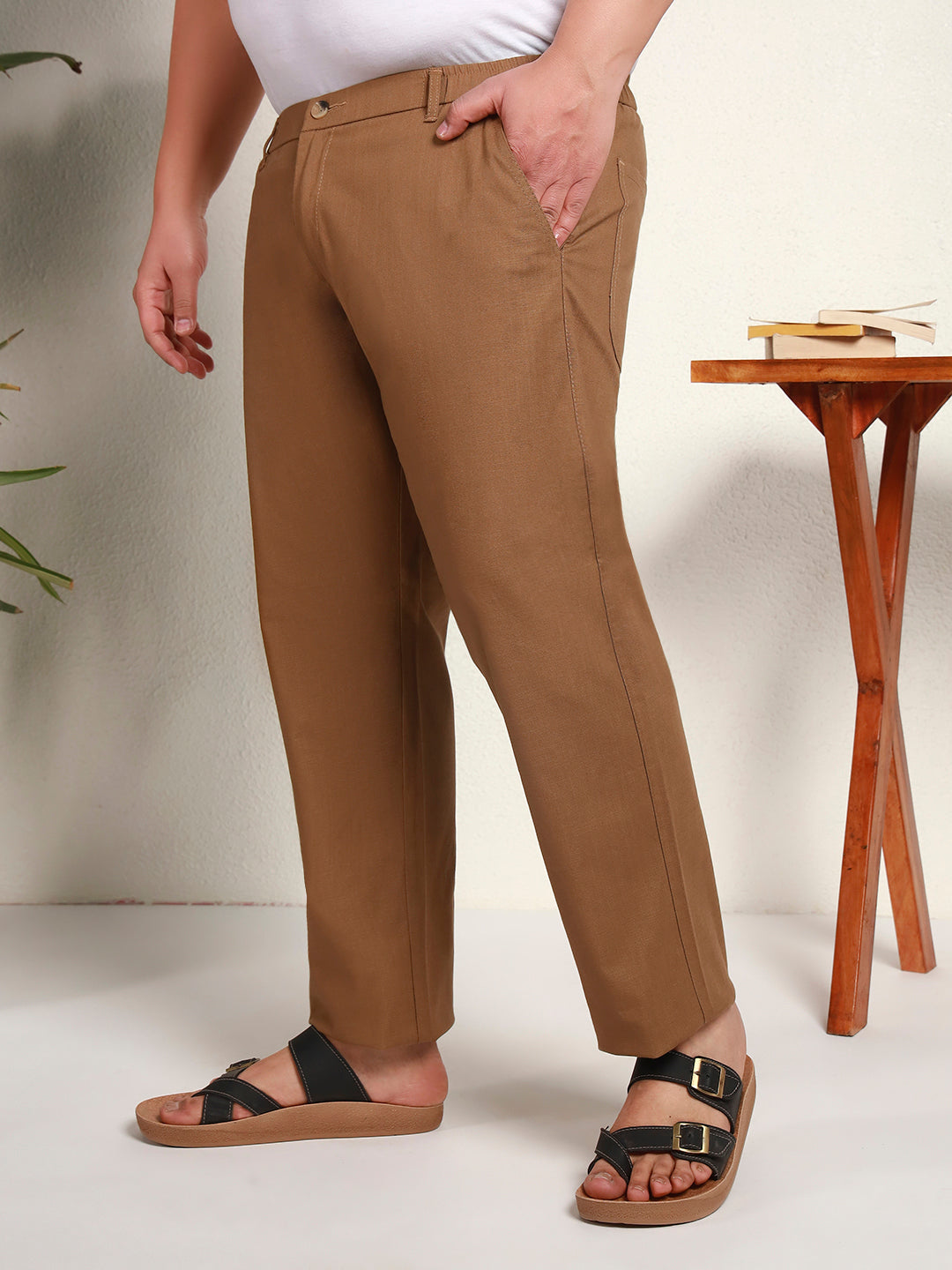 SIGNATURE LINEN PANTS PLUS | Mahogany Brown