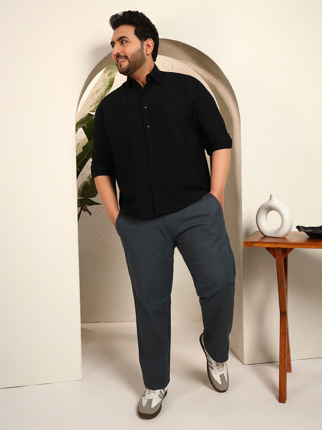 JADEBERRY SHIRT PLUS | Pitch Black